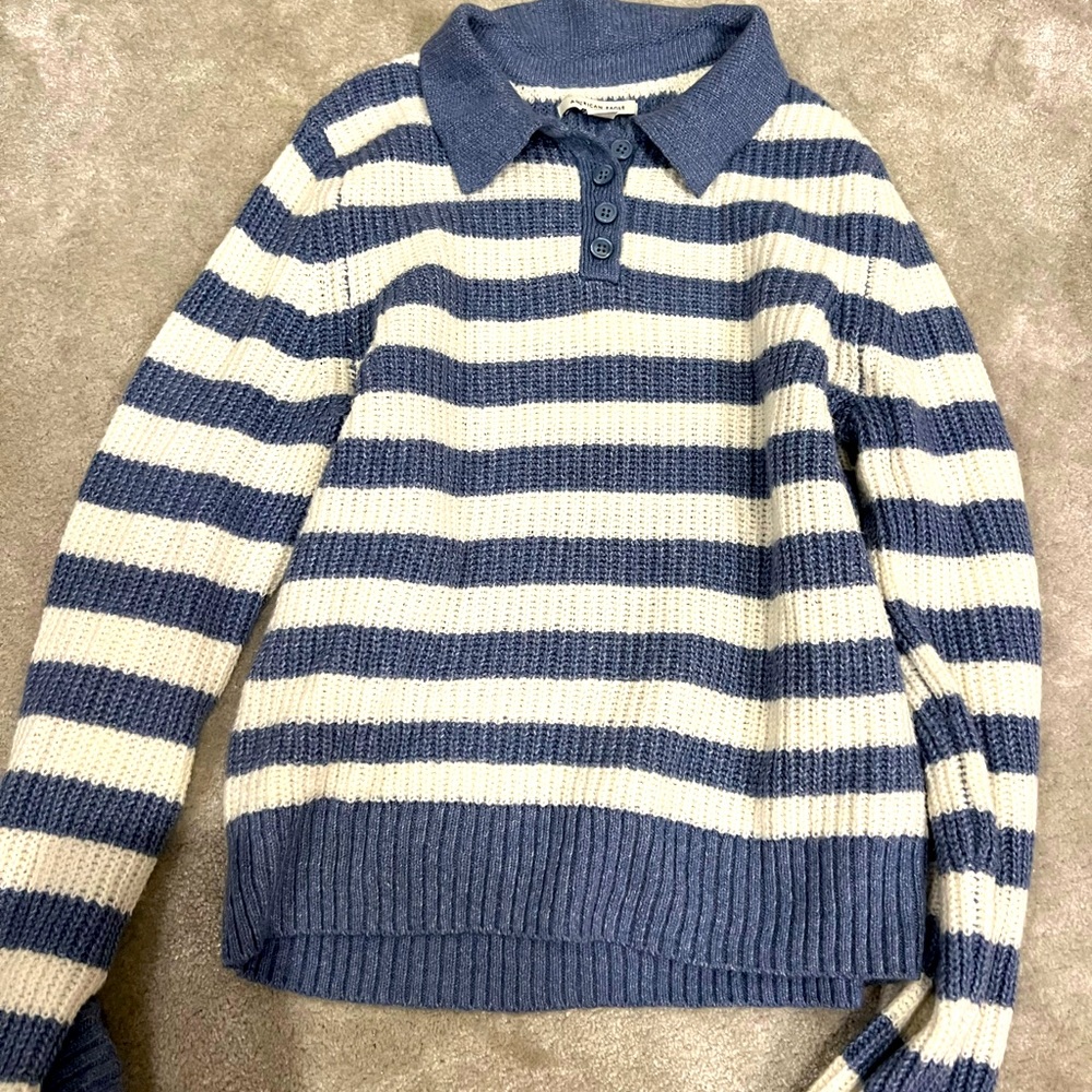 Women collared sweater